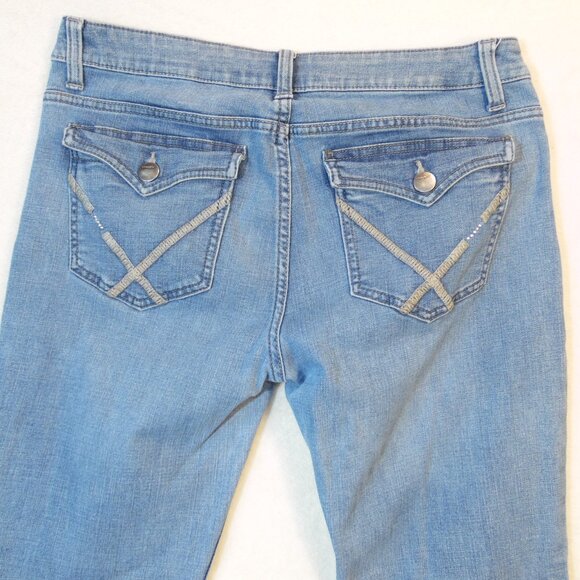 Wrangler Jeans Womens 10M Blue Denim Straight Pocket Flaps Normcore Country - Picture 2 of 11